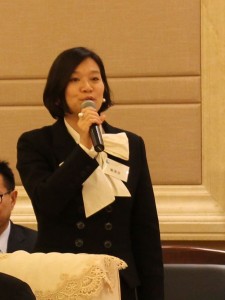 經民聯立法會議員梁美芬認為，中國成功的企業家到香港與年青人分享其奮鬥拼搏經驗，能夠為香港的年青人帶來新思維。