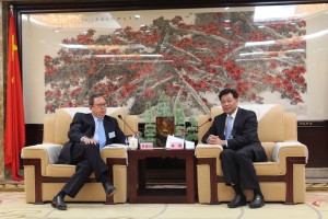 廣東省委統戰部部長林雄表示，廣東省可與港商合作走出去，參與21世紀海上絲綢之路的發展。