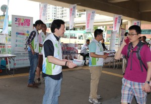 經民聯青年事務委員會主席張俊勇希望多接觸青年人，鼓勵他們擴大視野。