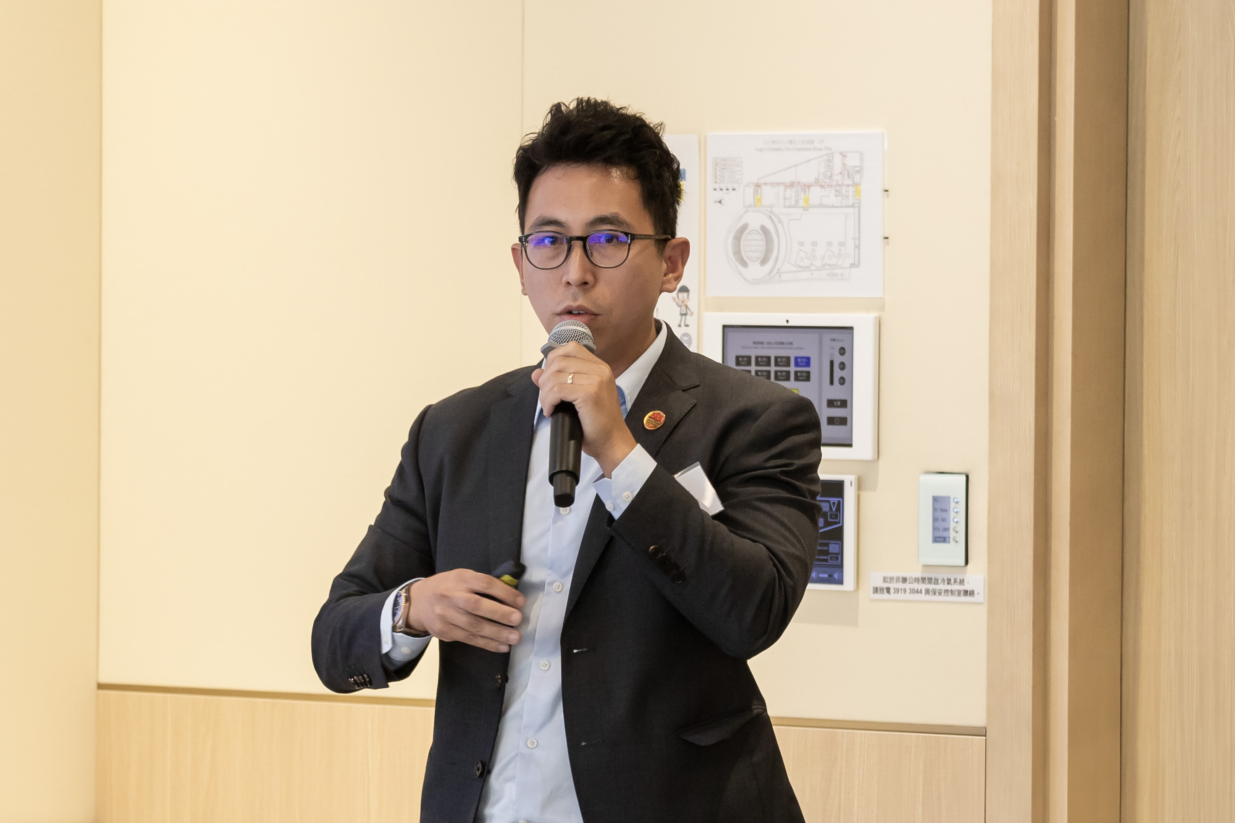 香港遊艇業總會主席周基倫說,香港在遊艇旅遊有很高的發展潛力和優勢,希望能有更完善基建及島嶼配套設施。